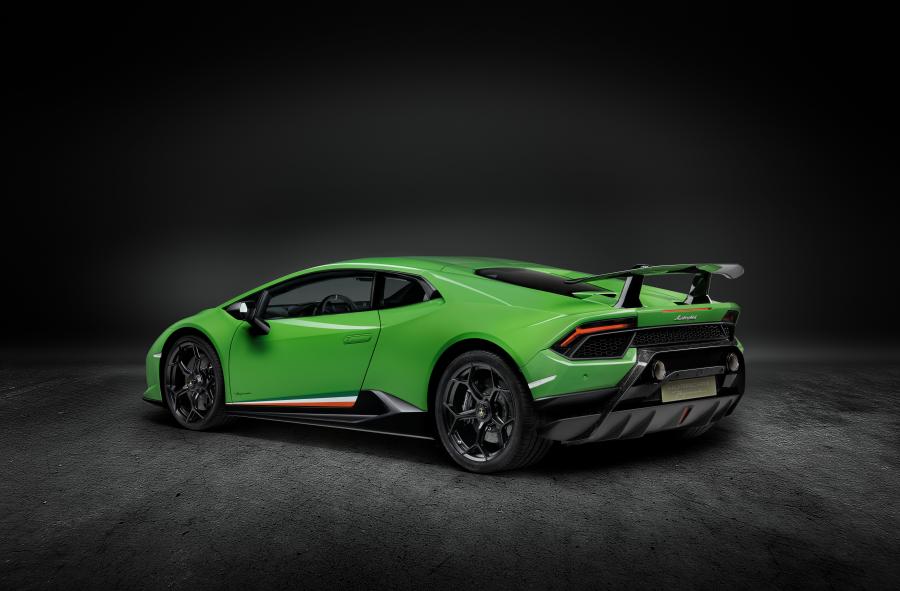  Lamborghini Huracan Performante (LB724) 2017 года  (WW) (фото 12 из 57)